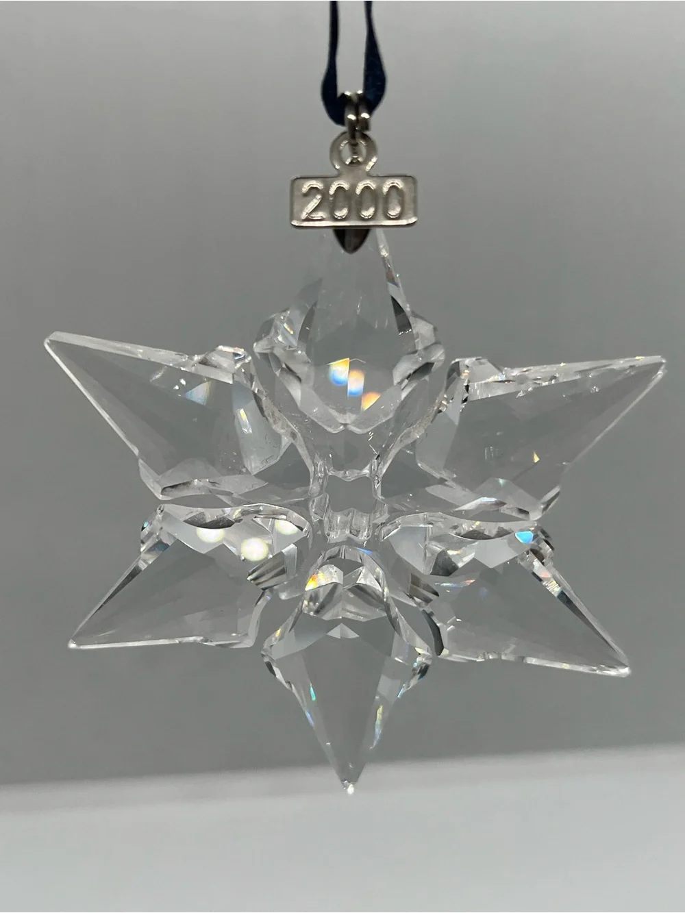 Swarovski Crystal 2000 Annual Ornament w/ Box